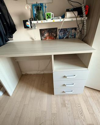 Scrivania in Legno Solido