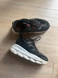 Versace chain reaction