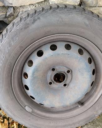2 ruote invernali complete Pirelli FIAT
