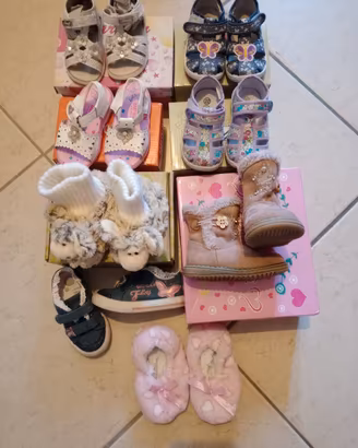 calzature bambina dal n. 20 al n. 22