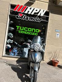 Piaggio Beverly 350