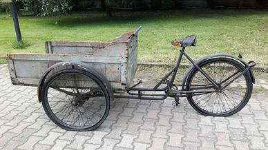 Triciclo d' epoca piu' 85 anni