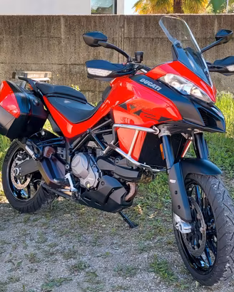 Ducati Multistrada V2 Travel
