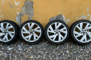 Ruote + cerchi in lega Volkswagen Golf