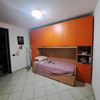 camrera a ponte in legno come nuova