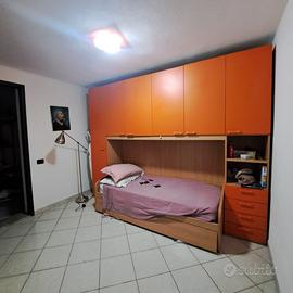 camrera a ponte in legno come nuova