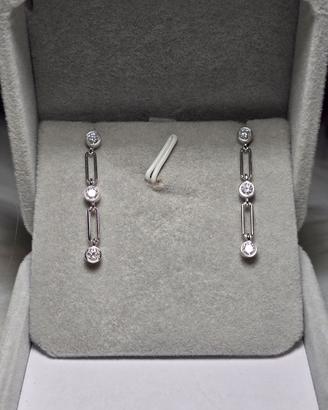 Orecchini pendenti diamante moissanite 