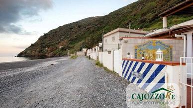 Villa di 120 m² con 3 locali a Lipari