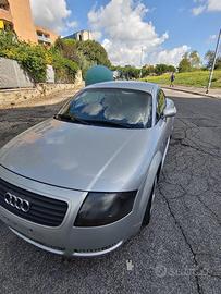 Audi TT quattro