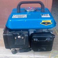 Genrarore di corrente Tecnick 650 VA