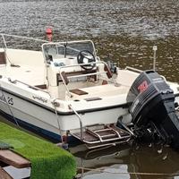 Motoscafo 4.70 metri  motore 70 CV