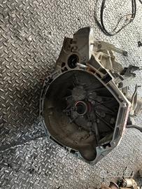 Cambio manuale 6 marce Nissan qaschqai 2017 k9k