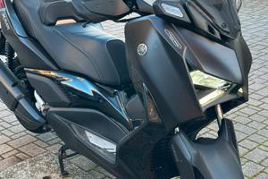 Yamaha X Max tech max 300