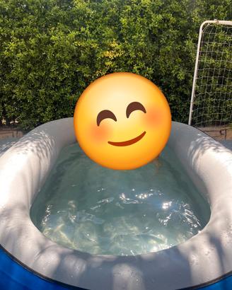 piscina idromassaggio