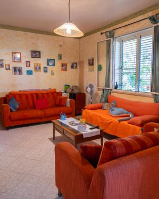 Porzione di villa bifamiliare V/114