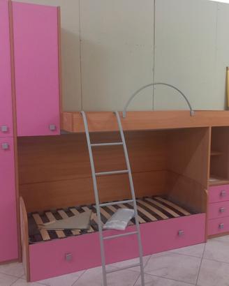 cameretta per bambina due letti più un terzo  
