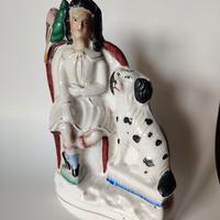 Statuetta antica inglese in ceramica Staffordshire