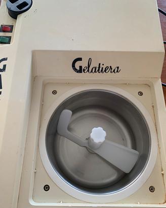 Gelatiera Gaggia