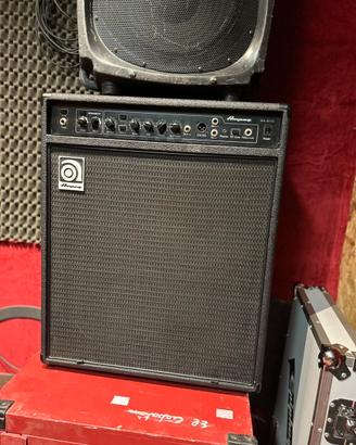 Amplificatore basso Ampeg