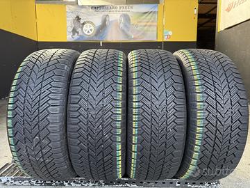 4 Gomme 225/55R17 101V Giti Invernale 90% residui
