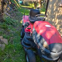 trattorino tagliaerba