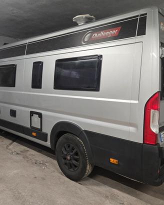 AUTOCARAVAN CHALLENGER