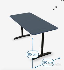 Scrivania nera IKEA