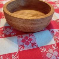 Ciotole tornite in legno di rovere 