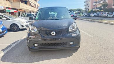 Smart ForTwo 90 0.9 Turbo Perfect LED NAVI KMAERA 