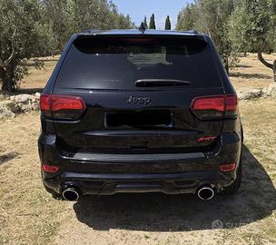 Jeep grand cherokee srt