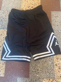 pantaloni jordan