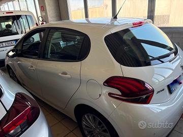 Peugeot 208 PureTech 75 Stop&Start 5 porte Like