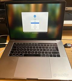 MacBook Pro 15” 2018 i9 32GB RAM 1TB SSD