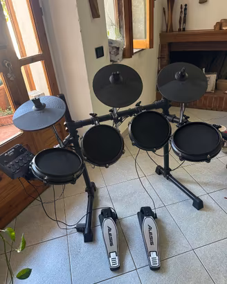 Alesis Turbo Mesh Kit - batteria elettronica