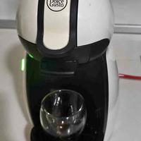 Macchina caffè de Longhi Nescafe dolce gusto 