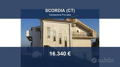 Immobile in asta di 132 m² con box auto a Scordia