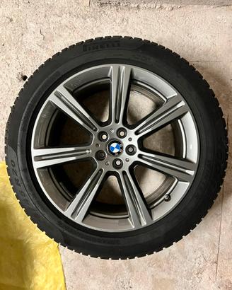 Cerchi originali BMW 20″ + Pirelli Scorpion Winter