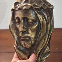 Scultura in bronzo, Cristo con corona, firmata