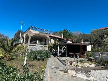 Villa singola contrada crocevallone