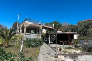 Villa singola contrada crocevallone