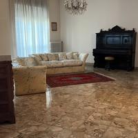 Due divani in piume d’oca