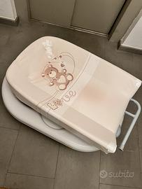 Vaschetta fasciatoio per neonati e non solo