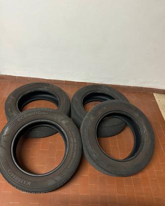 4 gomme estive Kumho Ecowing 215/60 R16 - 99V