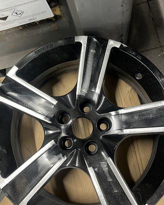 Cerchi in lega da 16’ 5x100