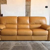 set divano 3 posti e due poltrone 