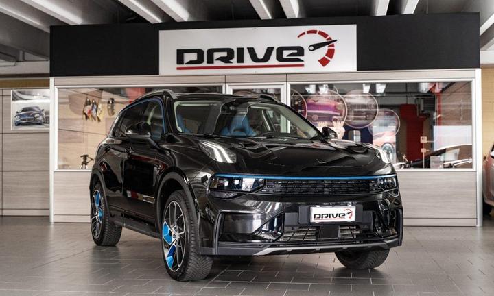 LYNK & CO 01 PHEV