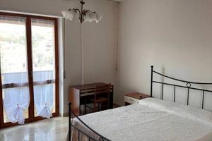 Stanza in appartamento di 100 m² a Teramo