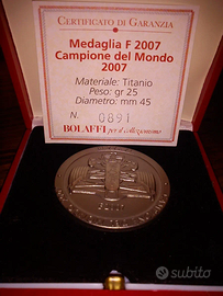 MEDAGLIA CELEBRATIVA FERRARI CAMPIONE DEL MONDO 20