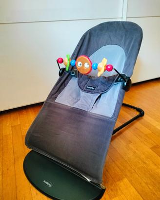 Sdraietta BabyBjörn Balance Soft + Gioco in Legno