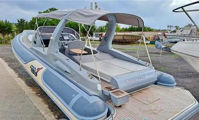 Gommone Vesevus 35 Motonautica Vesuviana